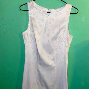 Beautiful White Form fitting formal Satin Dress